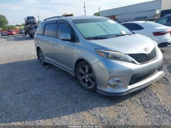  Salvage Toyota Sienna
