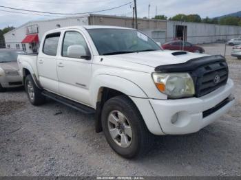  Salvage Toyota Tacoma