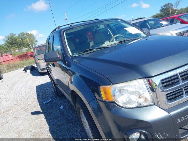  Salvage Ford Escape