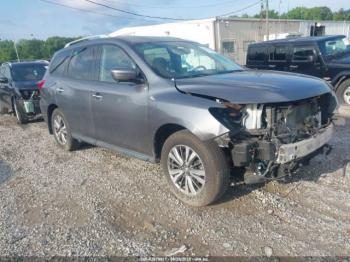  Salvage Nissan Pathfinder