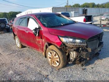  Salvage Kia Sorento