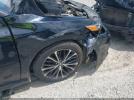 Toyota Camry Se Image 11
