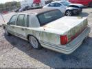 Lincoln Towncar Image 8