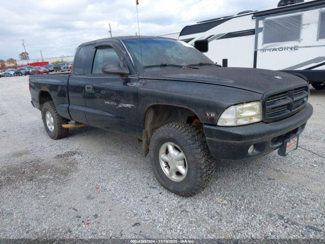  Salvage Dodge Dakota