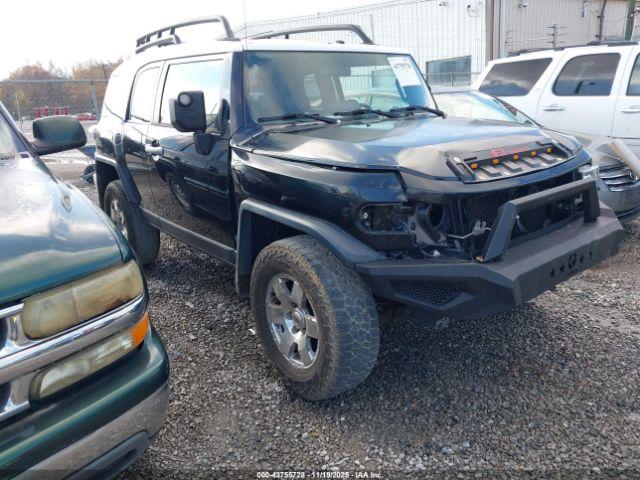  Salvage Toyota FJ Cruiser