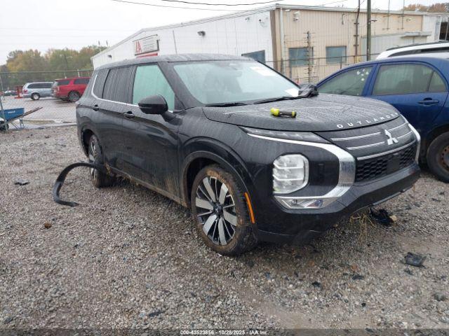  Salvage Mitsubishi Outlander