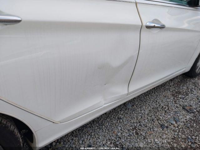 Hyundai SONATA Se 2.0t Image 9