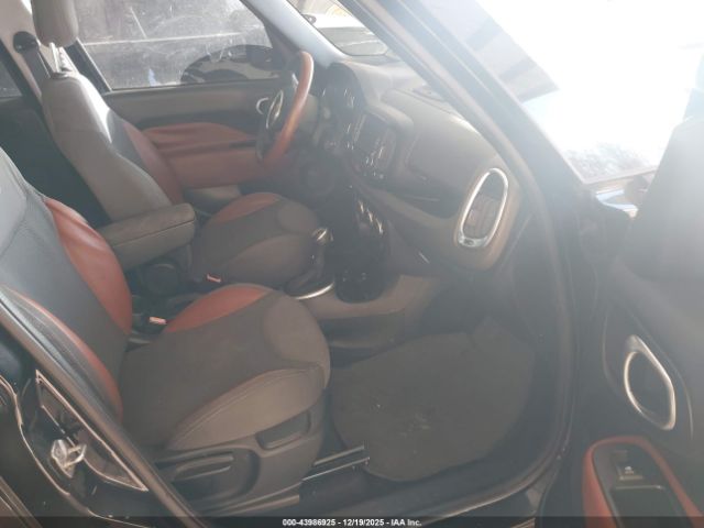 FIAT 500L Trekking Image 3