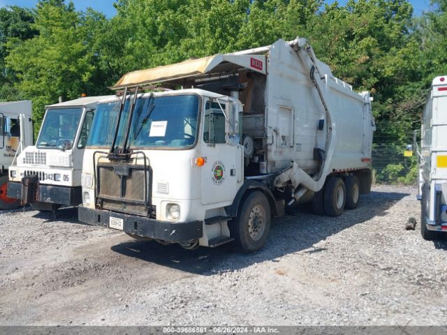 Autocar Llc Xpeditor Image 6