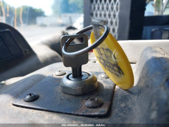 Autocar Llc Xpeditor Image 7