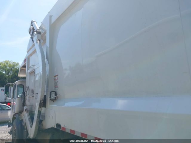 Autocar Llc Xpeditor Image 8