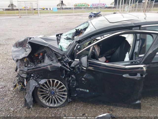 Ford Fusion Titanium Image 14