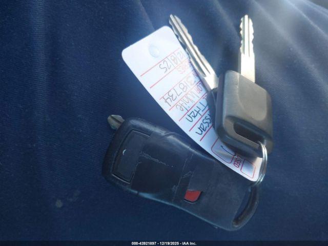 Nissan Titan Sv Image 4