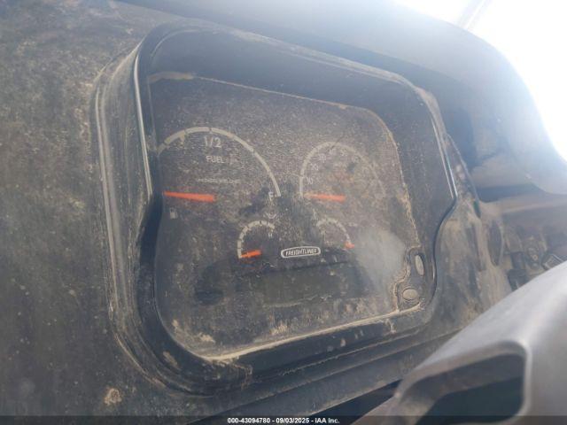 Freightliner Chassis M Line Walk-in Van Image 6