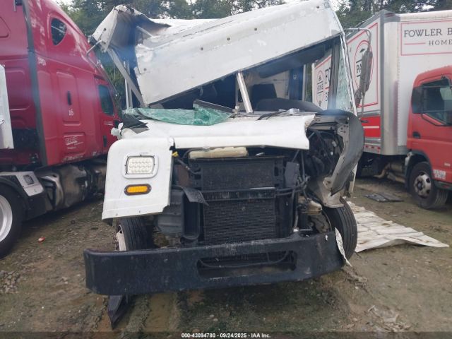 Freightliner Chassis M Line Walk-in Van Image 10