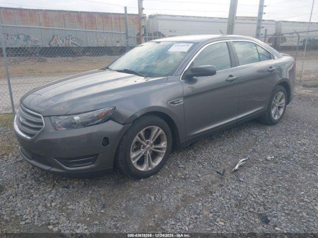 Ford Taurus Sel Image 5