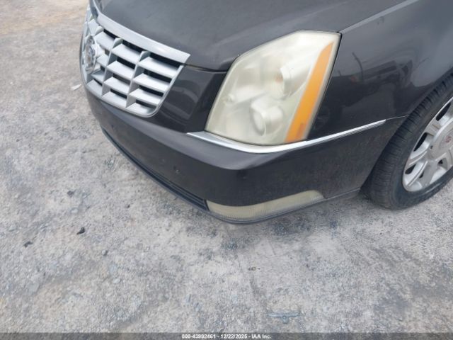 Cadillac DTS 1sc Image 2