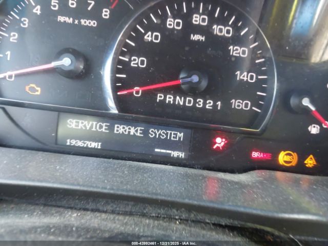 Cadillac DTS 1sc Image 10