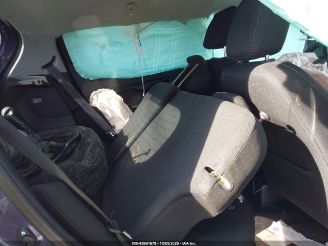 Chevrolet Spark Ls Cvt Image 14