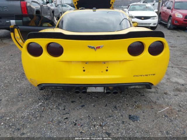 Chevrolet Corvette Image 12