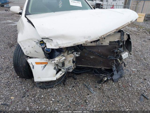 Cadillac STS V8 Image 17