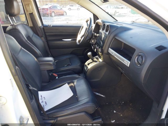 Jeep Compass Latitude Image 5