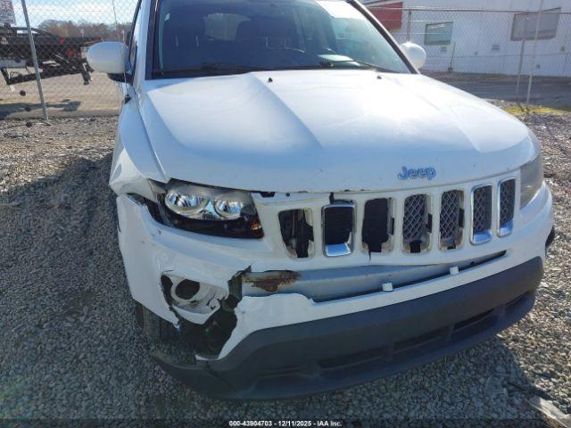 Jeep Compass Latitude Image 15