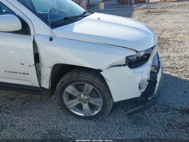 Jeep Compass Latitude Image 13
