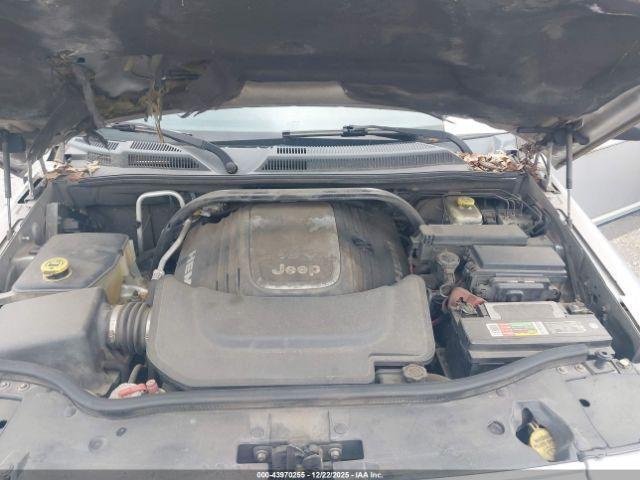 Jeep Commander Limited Image 10