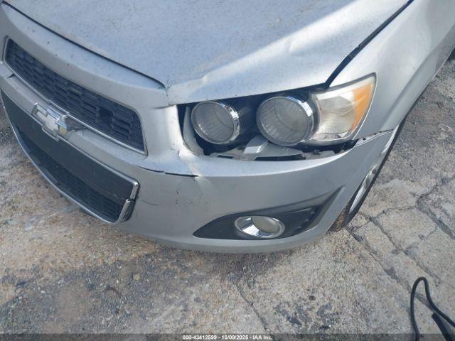 Chevrolet Sonic 2lt Image 2