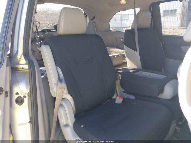 Honda Odyssey Image 5