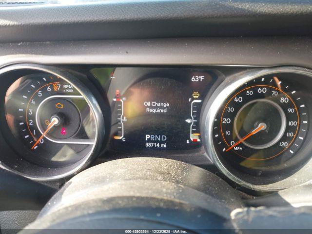 Jeep Gladiator Sport S 4x4 Image 5