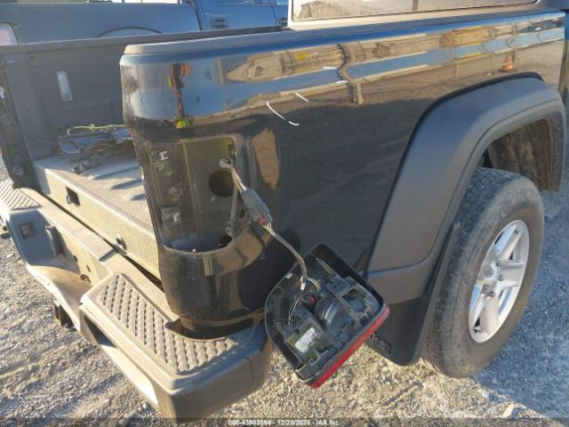 Jeep Gladiator Sport S 4x4 Image 12