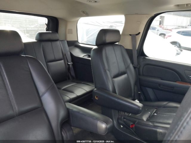 GMC Yukon Slt Image 16