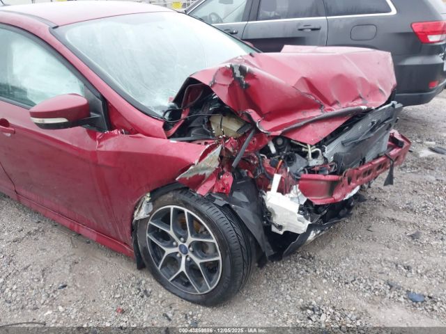 Ford Focus Se Image 4