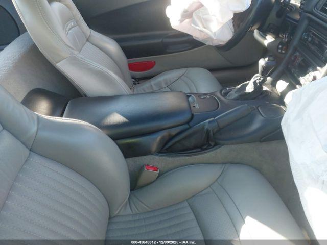 Chevrolet Corvette Image 6