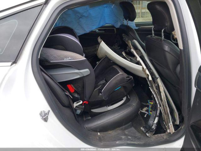 Ford Fusion Se Image 4