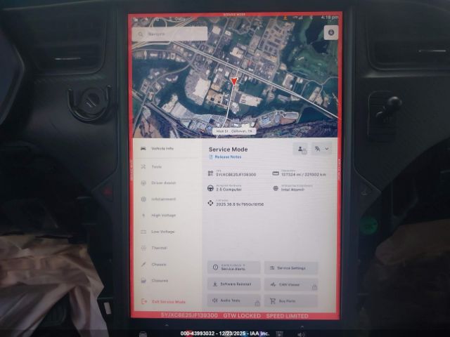 Tesla Model X Image 14