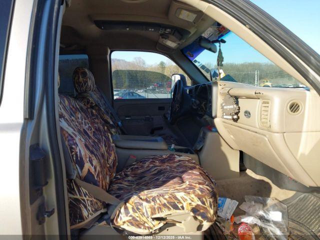 Chevrolet Silverado 1500 Ls Image 7