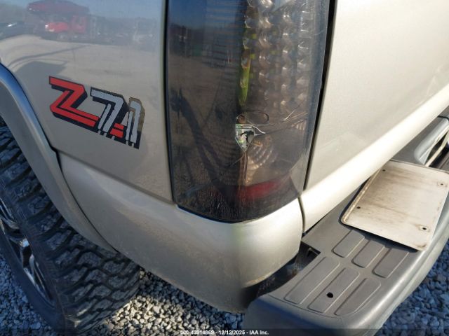 Chevrolet Silverado 1500 Ls Image 14