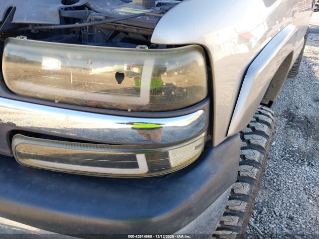 Chevrolet Silverado 1500 Ls Image 11