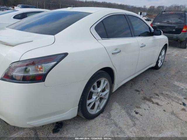 Nissan Maxima 3.5 Sv Image 9