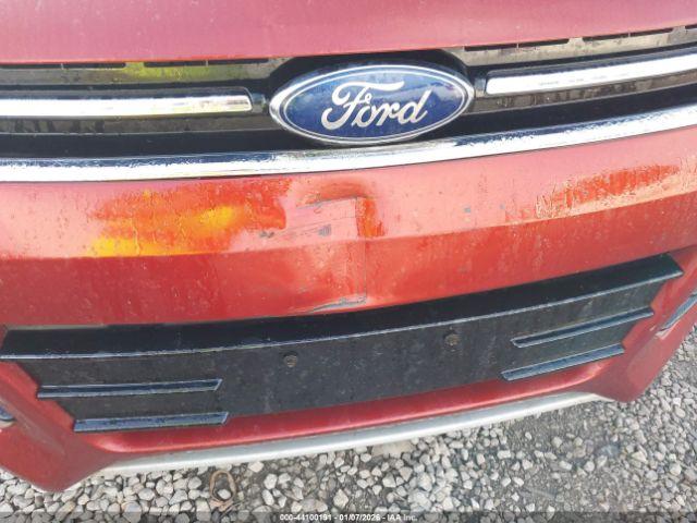 Ford Escape Titanium Image 6