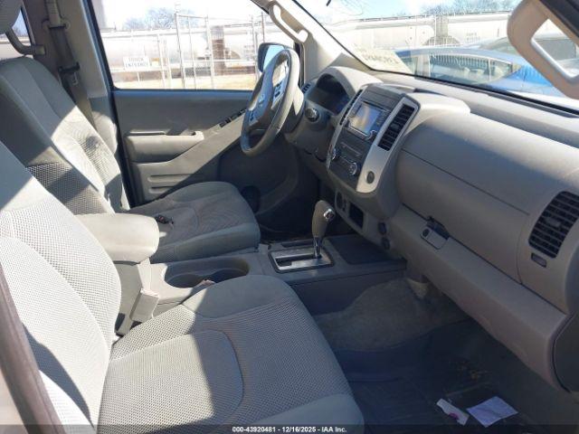 Nissan Frontier Image 11