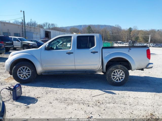 Nissan Frontier Image 16