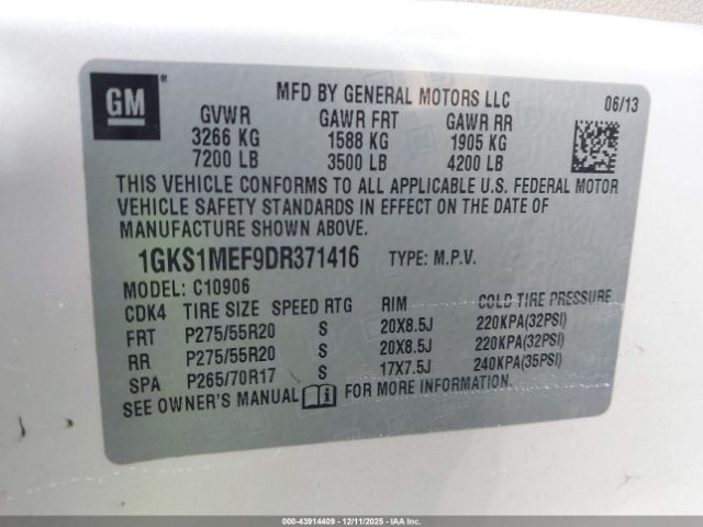 GMC Yukon Denali Image 2