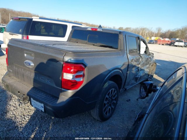 Ford Maverick Lariat Image 13