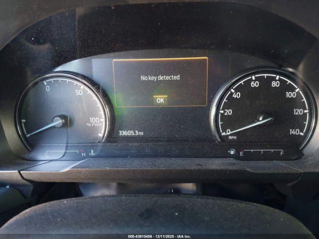 Ford Maverick Lariat Image 6