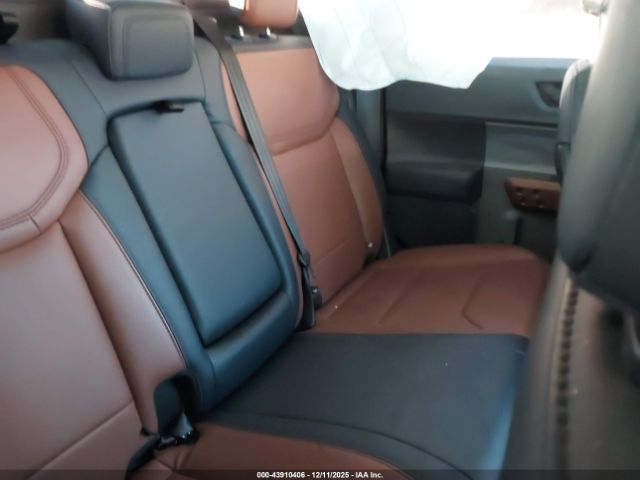 Ford Maverick Lariat Image 5