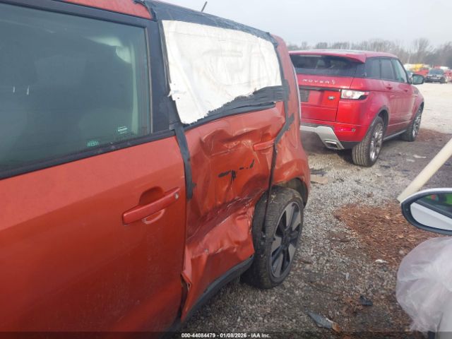 Kia Soul + Image 14